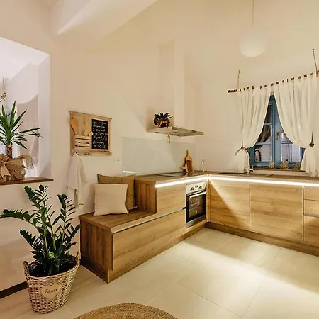 Holiday In Vardica Villa *